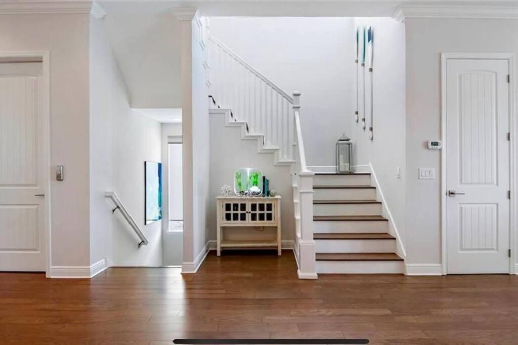 Luxurious Modern Townhouse Right Across Beach!! Table Tennis St. Pete Beach Exterior foto