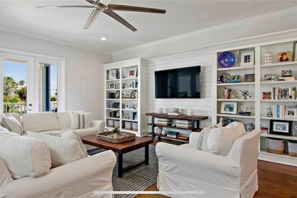 Luxurious Modern Townhouse Right Across Beach!! Table Tennis St. Pete Beach Exterior foto